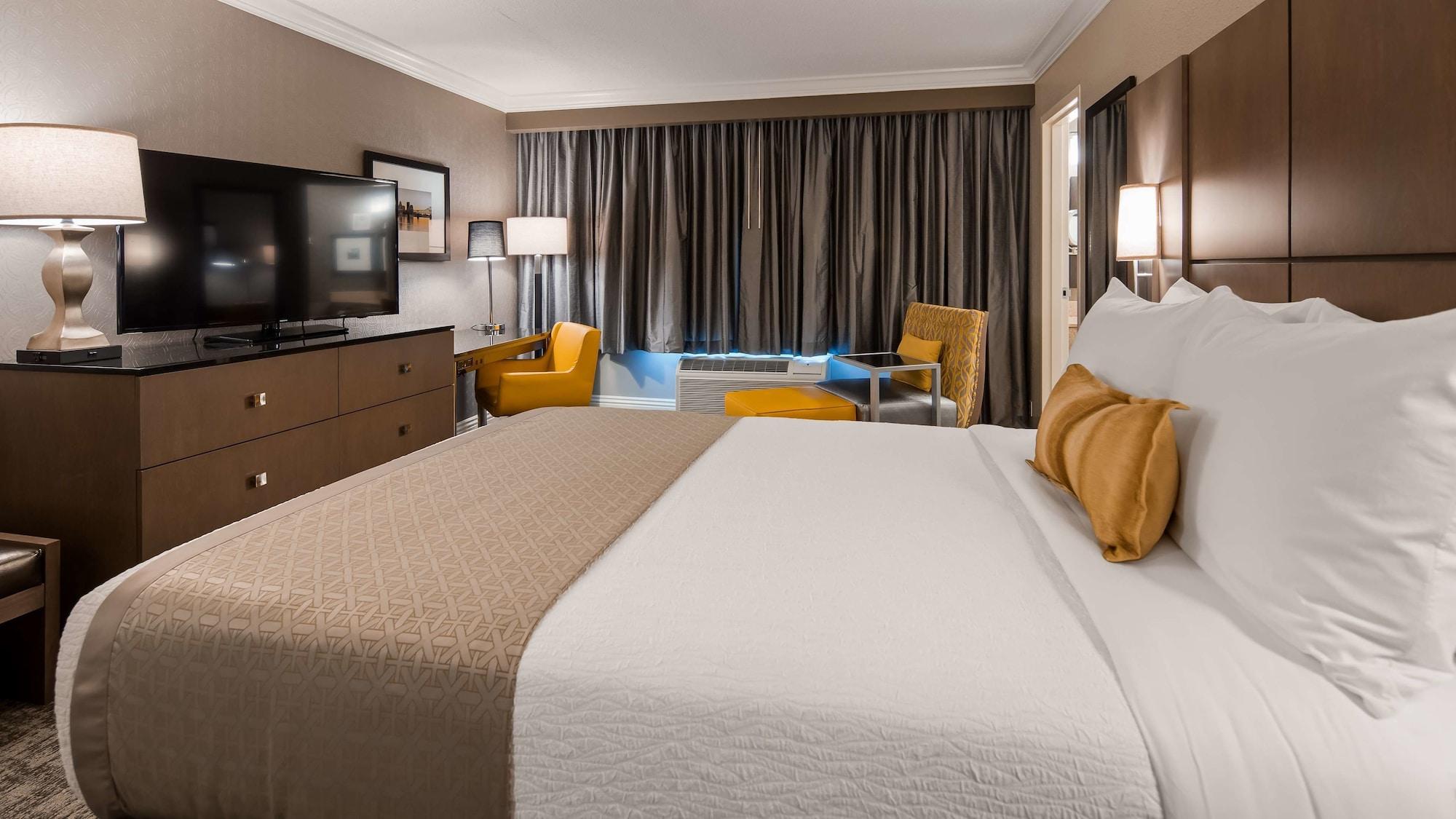 Best Western Premier Airport/Expo Center Hotel Louisville Exterior photo