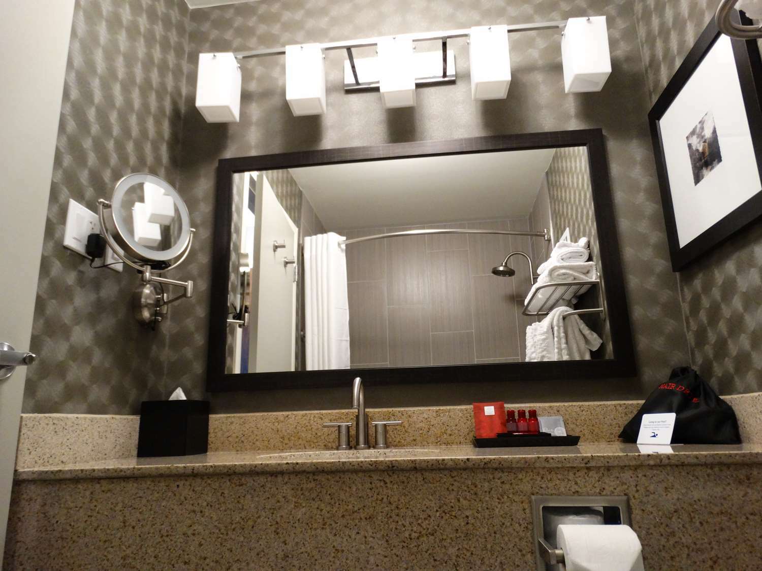 Best Western Premier Airport/Expo Center Hotel Louisville Room photo